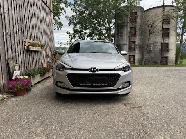 Hyundai I20 2018 photo 2