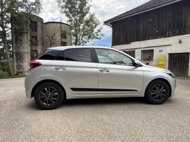 Hyundai I20 2018 photo 3