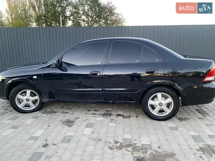 Nissan Almera 2007 photo 4