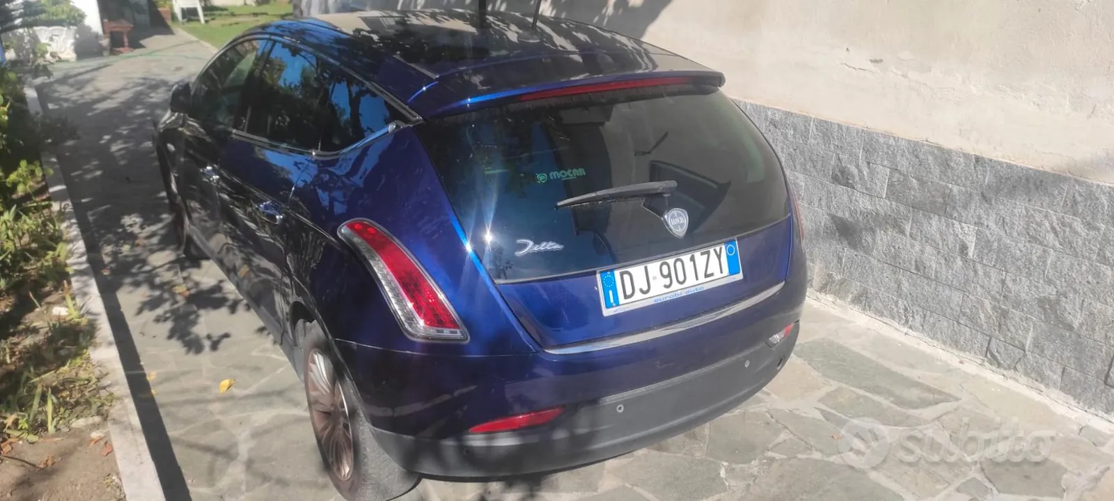 Lancia Delta 2008 photo 2