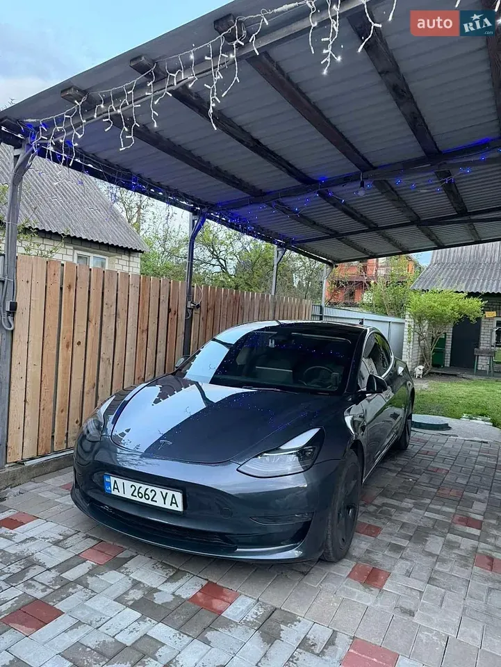 Tesla Model 3 2023 photo 5