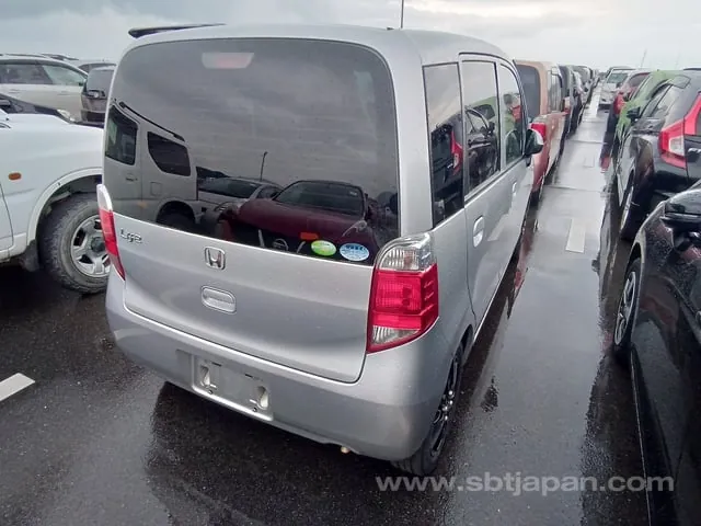 Honda Life 2012 photo 4