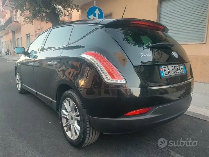 Lancia Delta 2010 photo 3