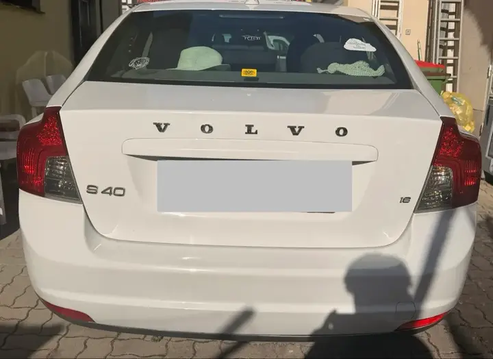 Volvo S40 2009 photo 2