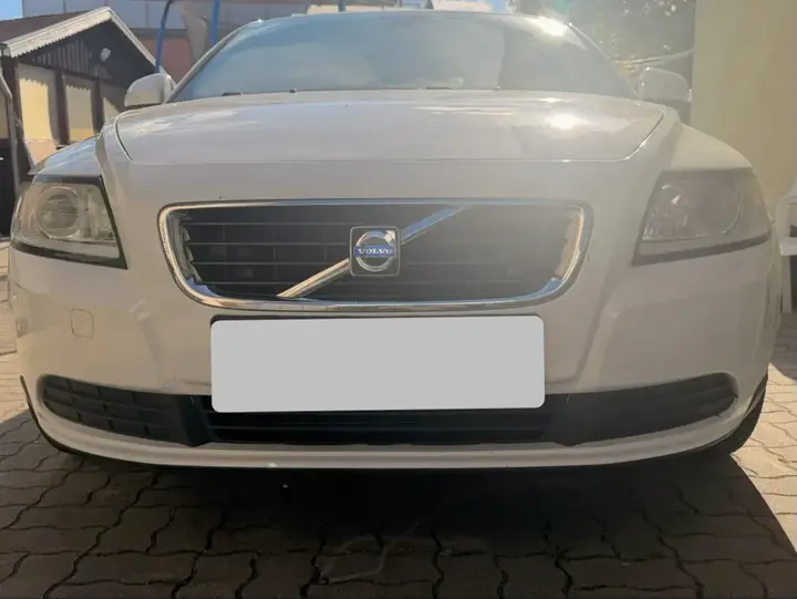 Volvo S40