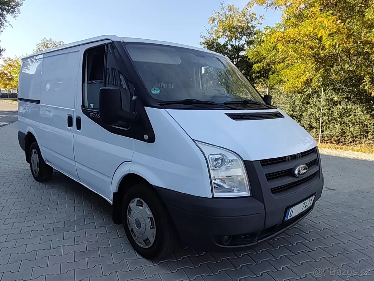 Ford Transit 2010 photo 2