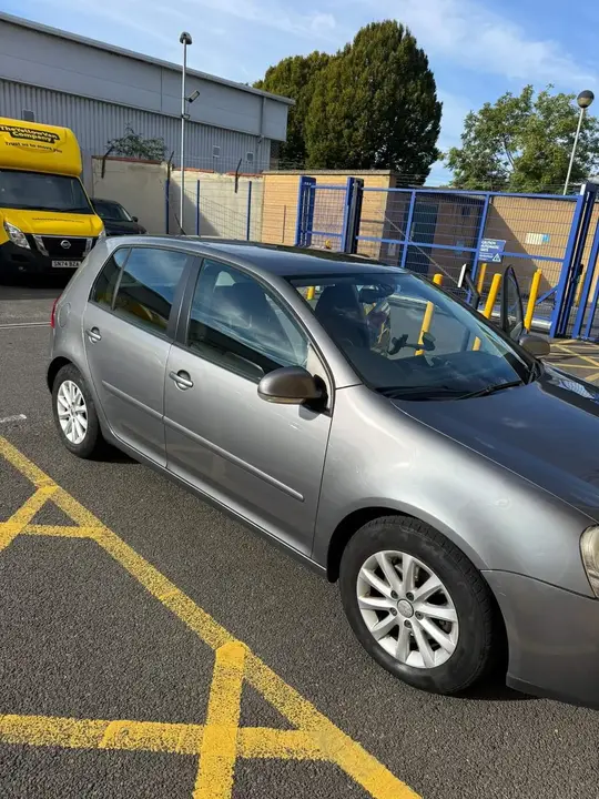 Volkswagen Golf 2007 photo 2