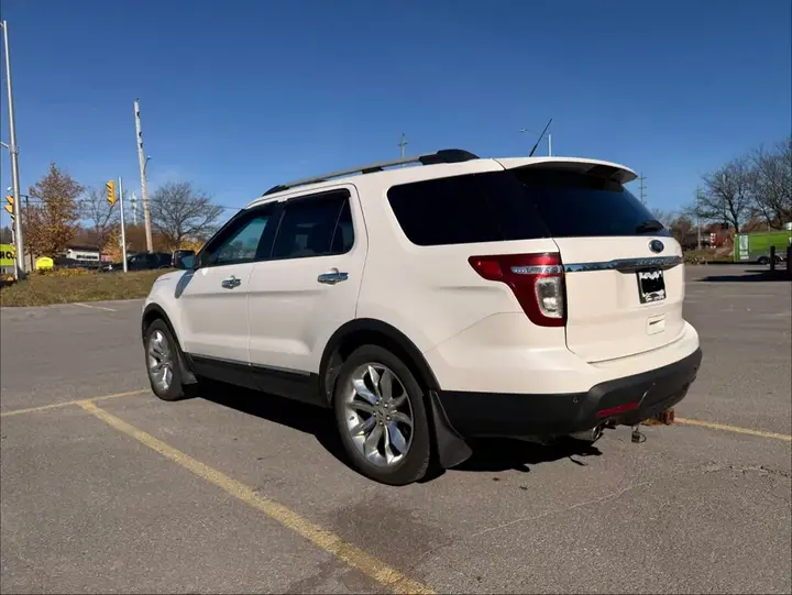 Ford Explorer 2014 photo 5