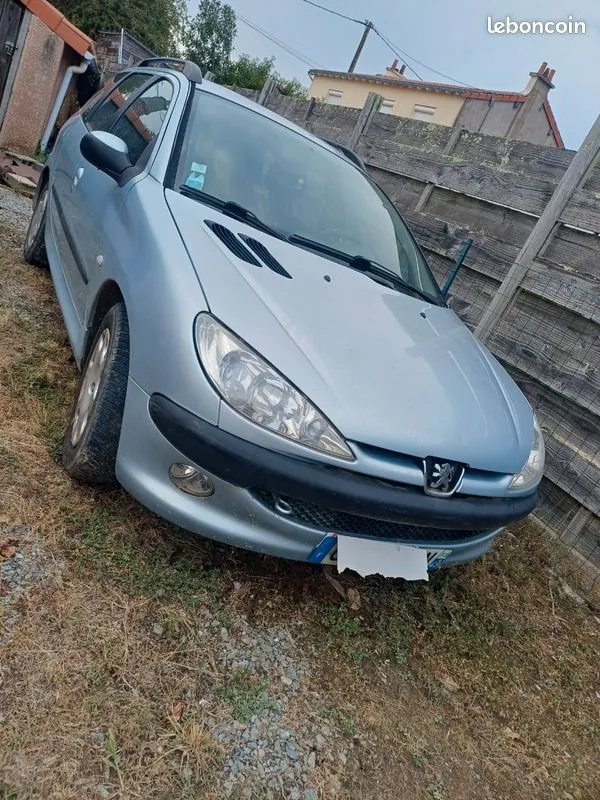 Peugeot 206