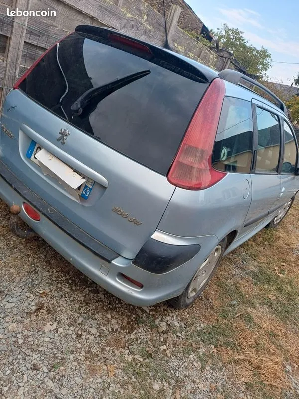 Peugeot 206 2003 photo 2