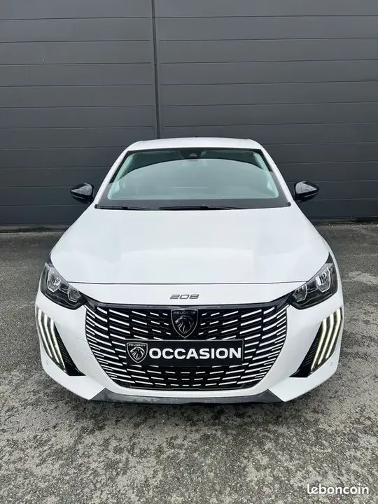 Peugeot 208 2024 photo 4