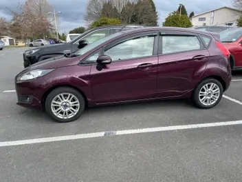 Ford Fiesta 2013 photo 2