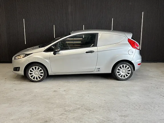 Ford Fiesta 2015 photo 3