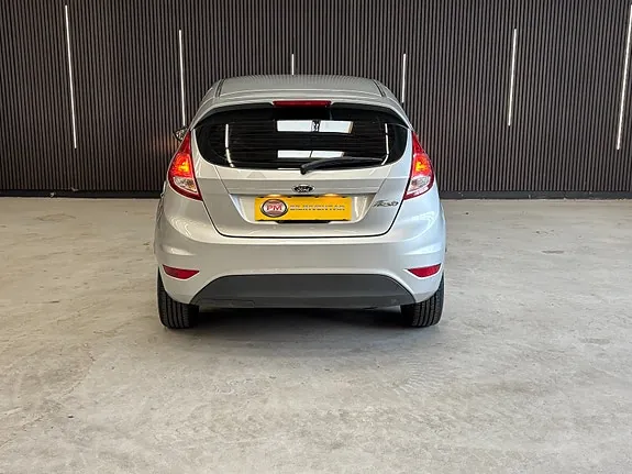 Ford Fiesta 2015 photo 5