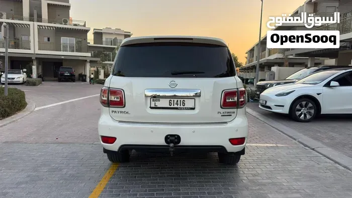 Nissan Patrol 2015 photo 2