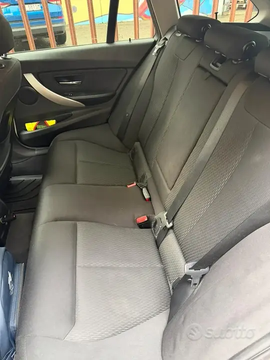 BMW 316D 2016 photo 4