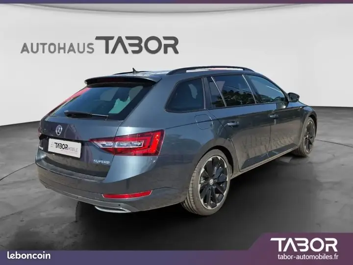 Skoda Superb 2019 photo 3