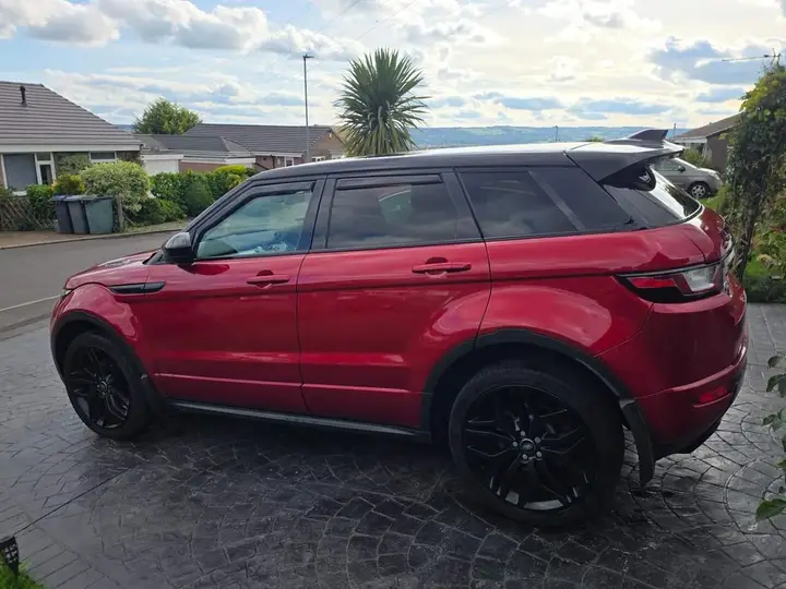 Land Rover Evoque 2017 photo 4