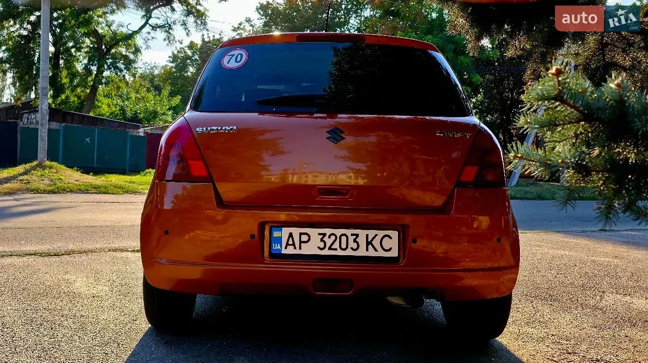 Suzuki Swift 2006 photo 3