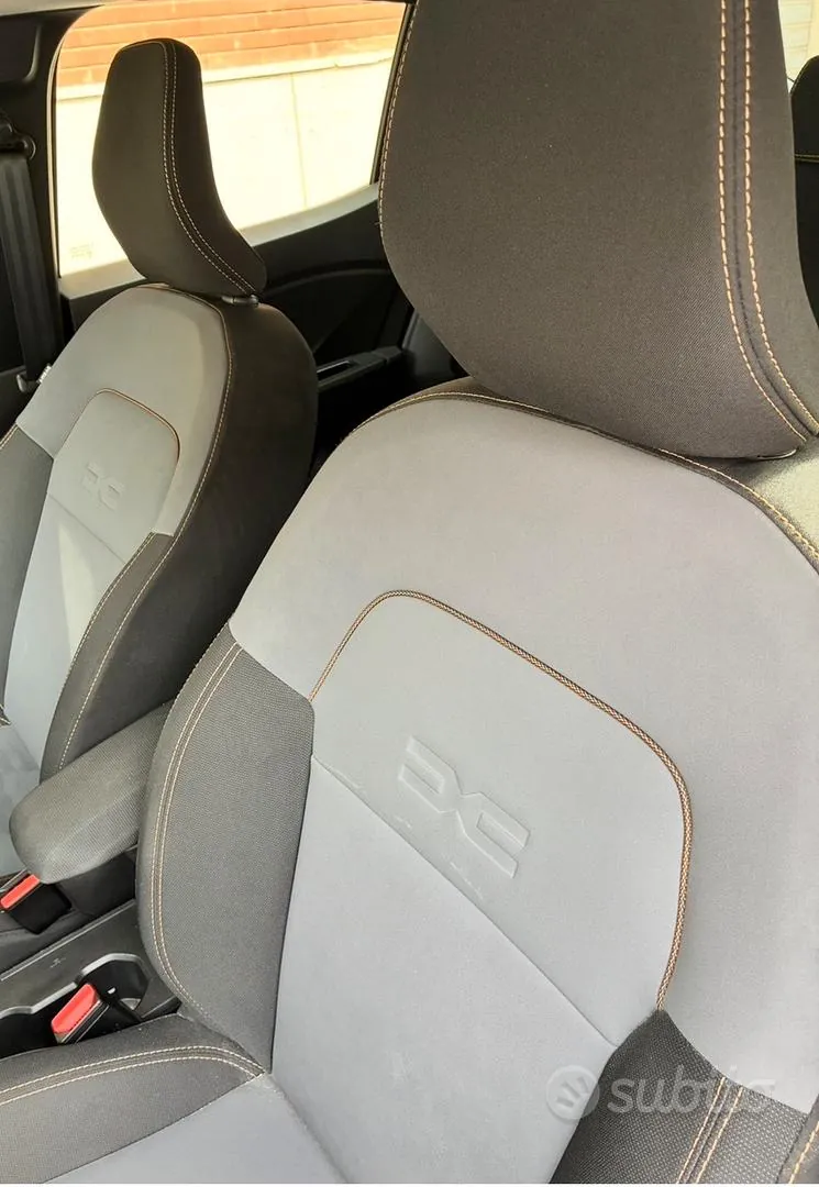 Dacia Sandero Stepway 2025 photo 2