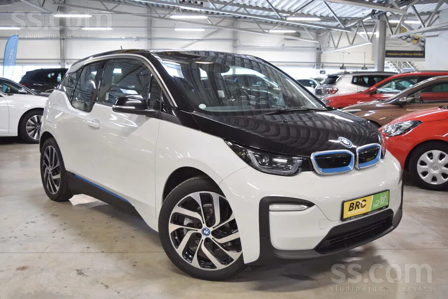 BMW I3