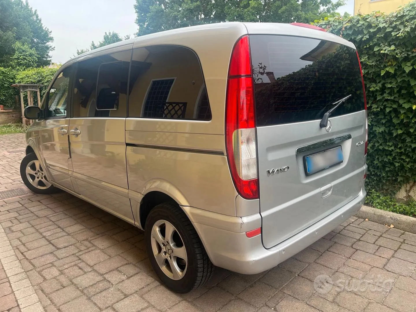 Mercedes-Benz Viano 2007 photo 2
