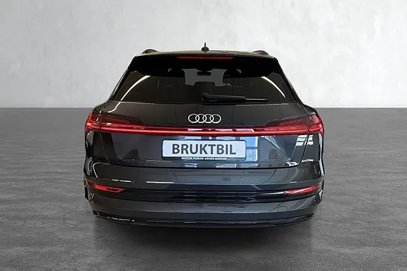 Audi E-Tron 2020 photo 5
