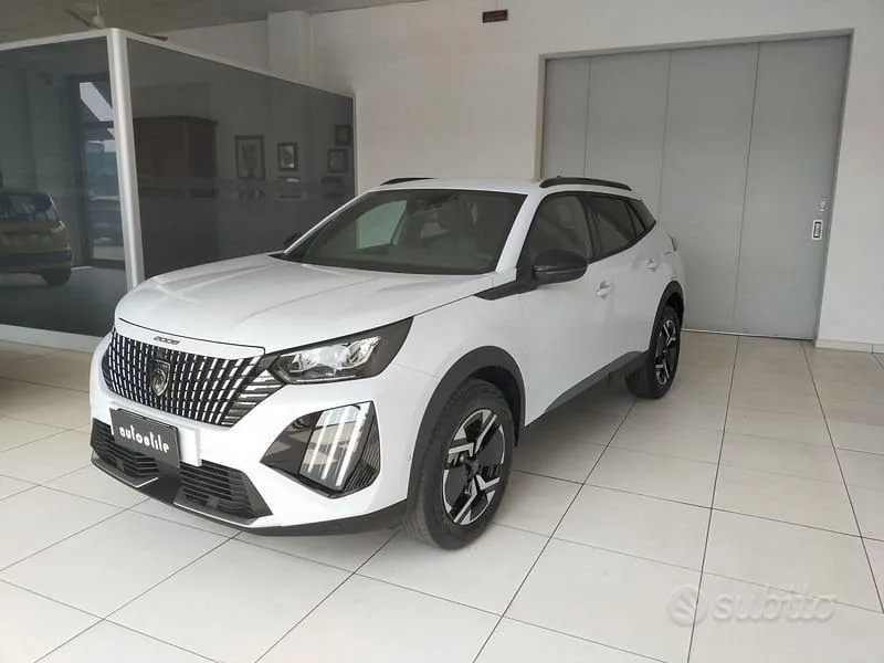 Peugeot 2008 2025 photo 3