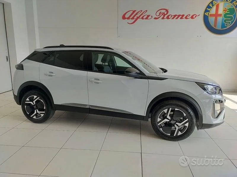 Peugeot 2008 2025 photo 4