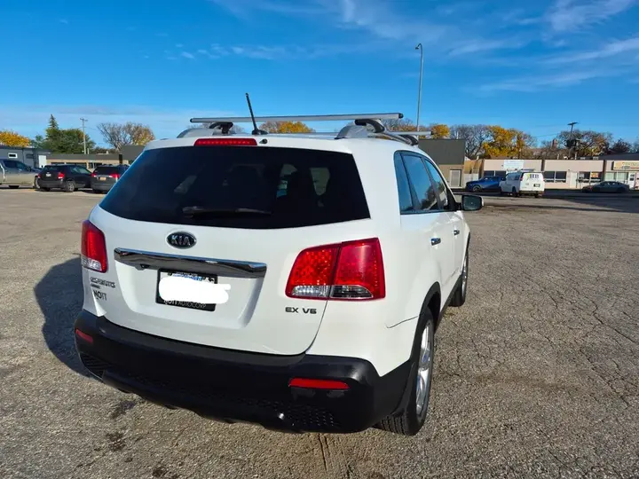 Kia Sorento 2013 photo 3