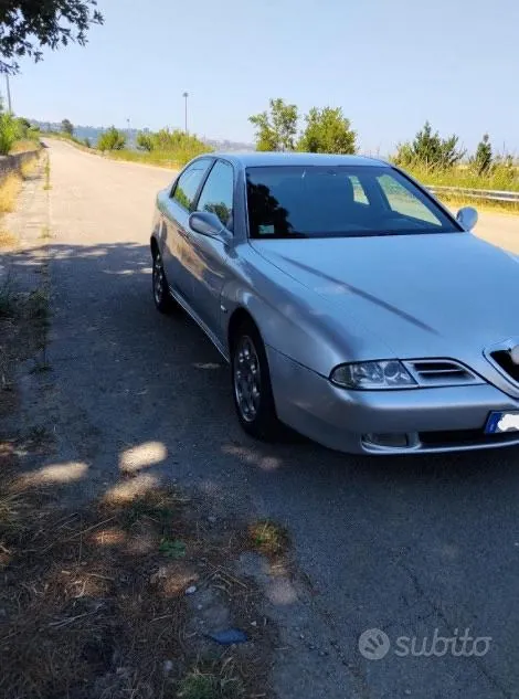 Alfa Romeo 166