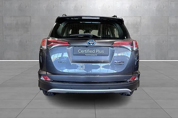 Toyota Rav4 2018 photo 4