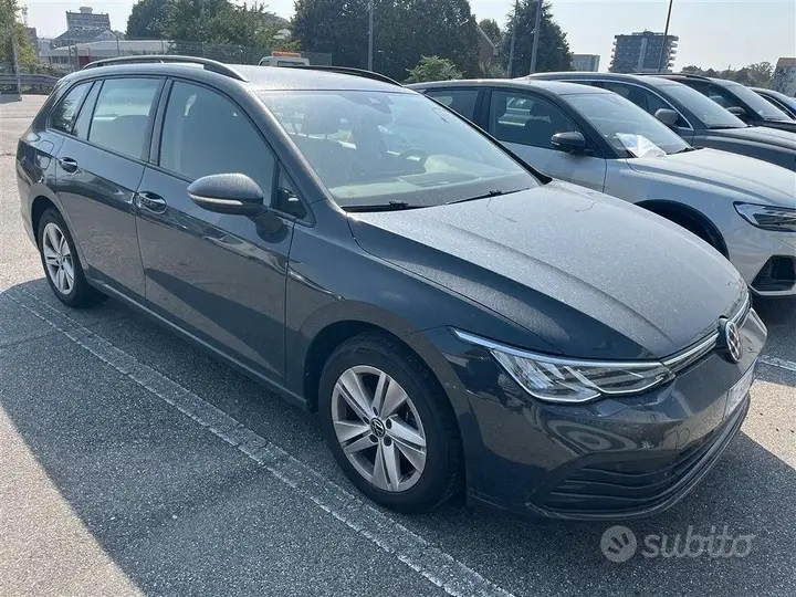 Volkswagen Golf Variant 2022 photo 2