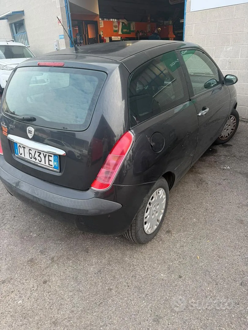 Lancia Ypsilon 2005 photo 3
