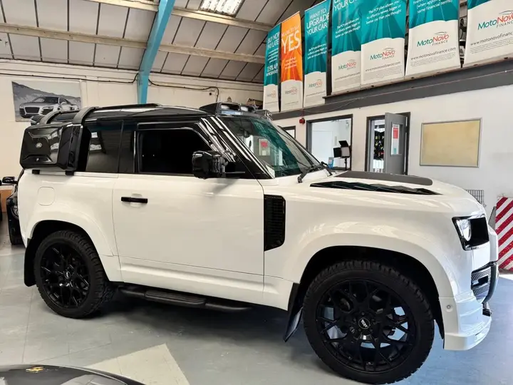 Land Rover Defender 90 2021 photo 4