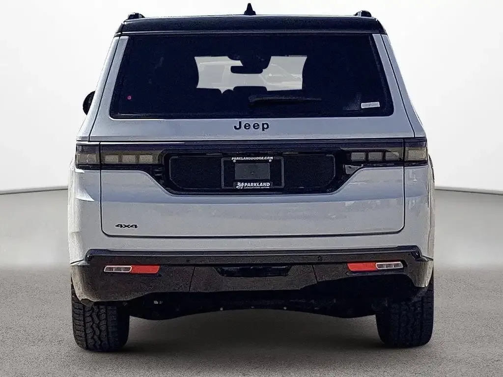 Jeep Grand Wagoneer 2026 photo 4