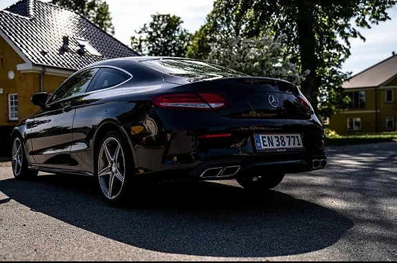 Mercedes-Benz C200 2016 photo 3