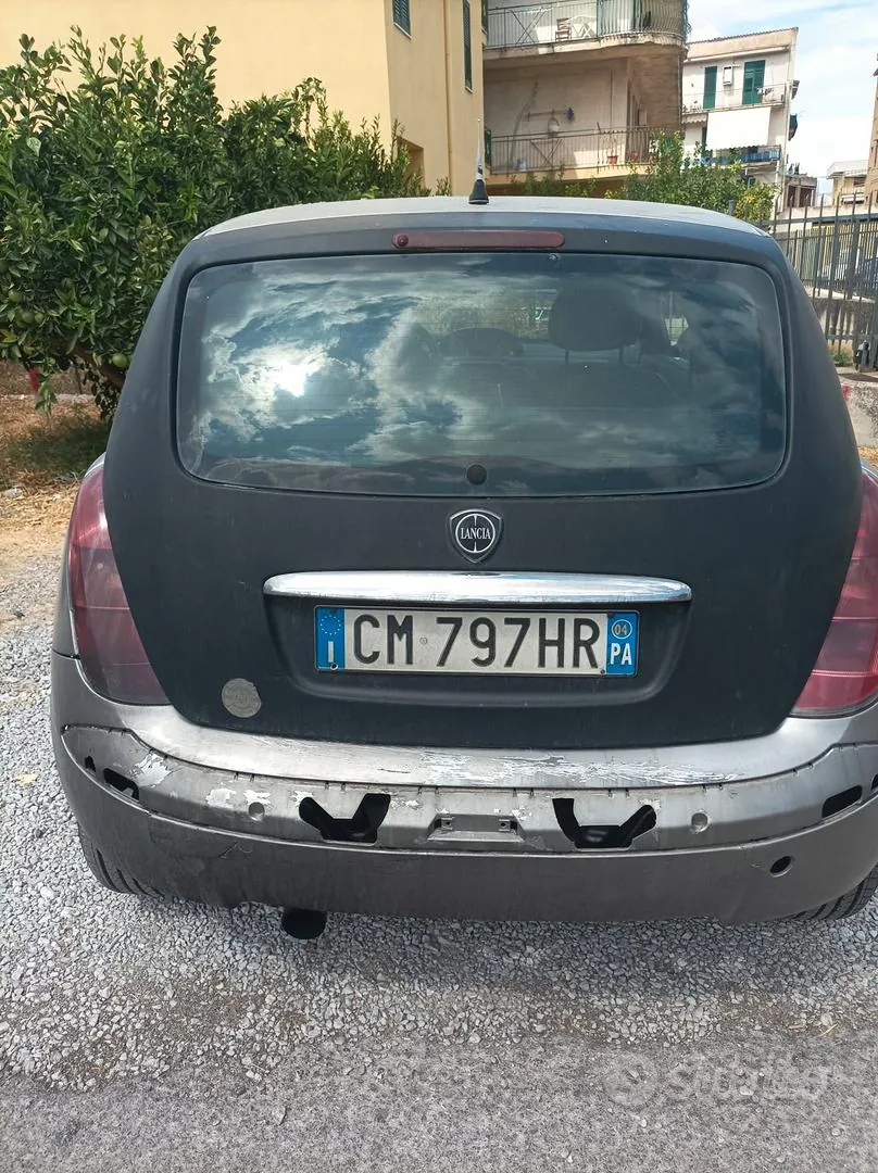 Lancia Ypsilon 2004 photo 3