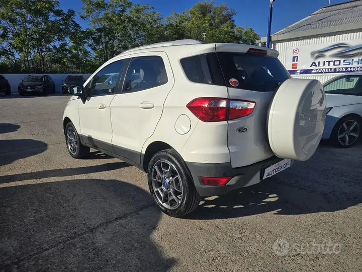 Ford Ecosport 2014 photo 4