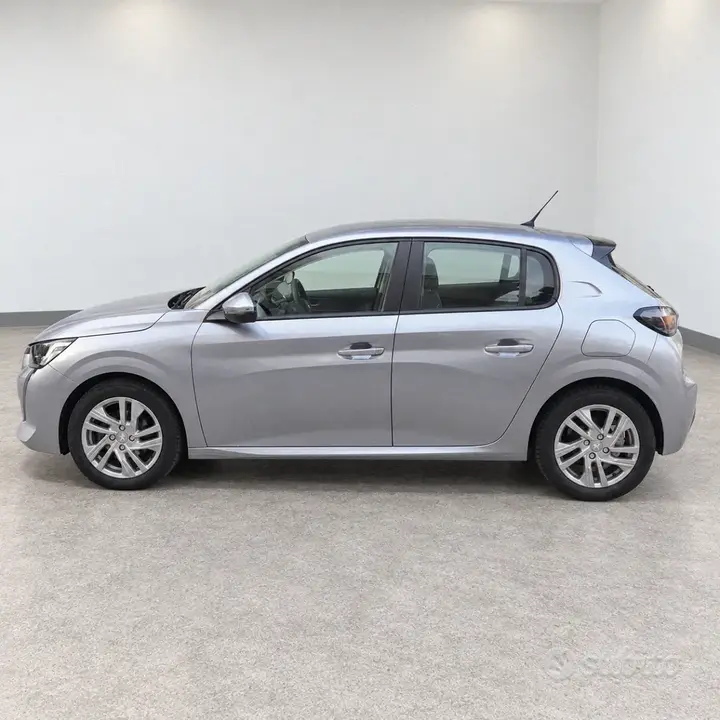 Peugeot 208 2020 photo 3