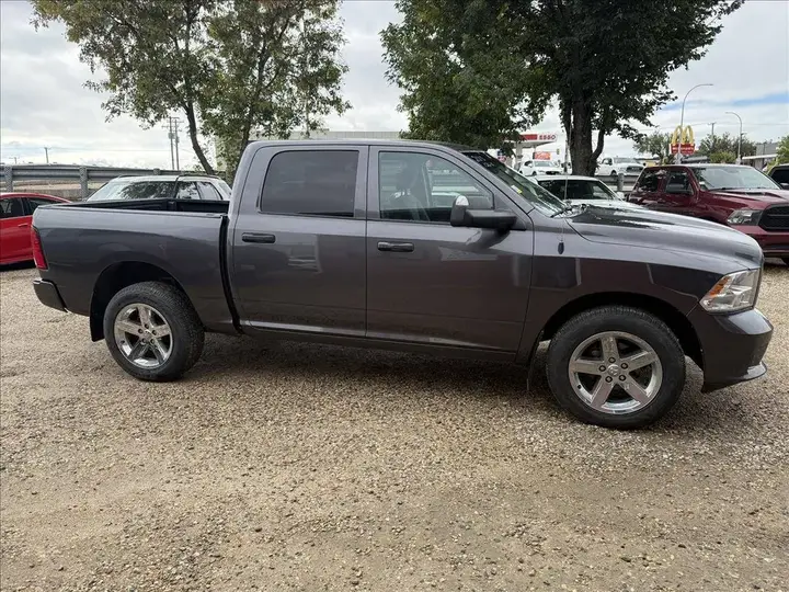 Ram 1500 2011 photo 3