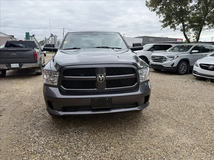 Ram 1500 2011 photo 2