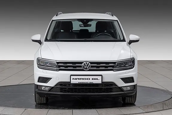 Volkswagen Tiguan 2018 photo 2