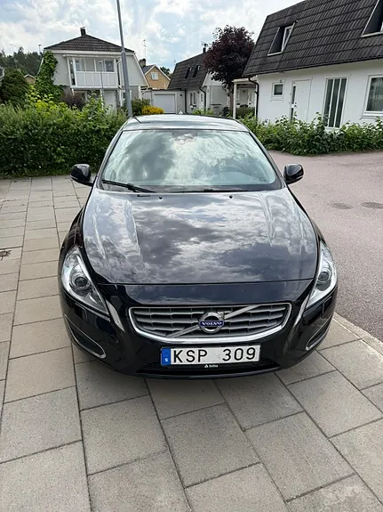 Volvo S60 2012 photo 3