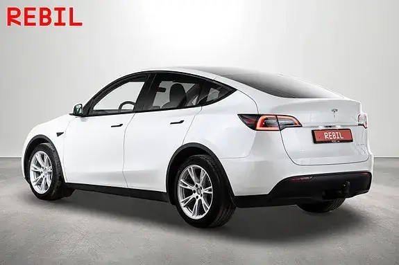 Tesla Model Y 2023 photo 4
