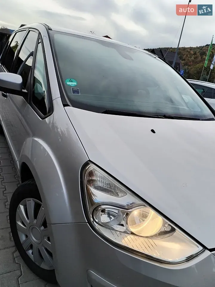 Ford Galaxy 2006 photo 3