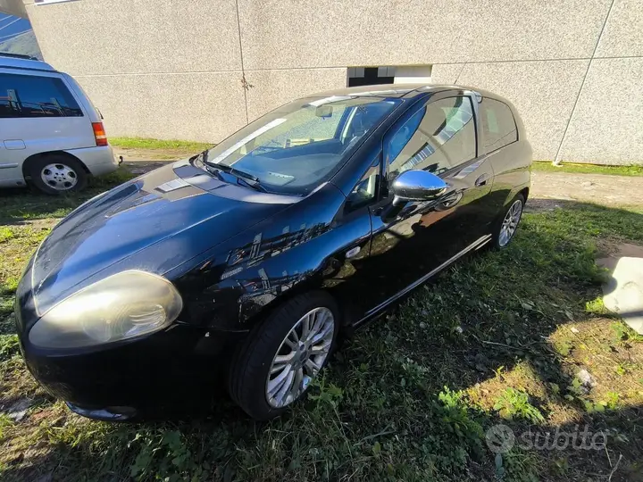 Fiat Grande Punto 2008 photo 5