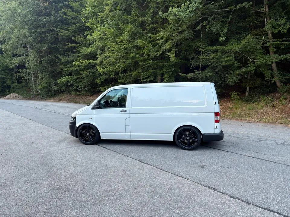 Volkswagen T5
