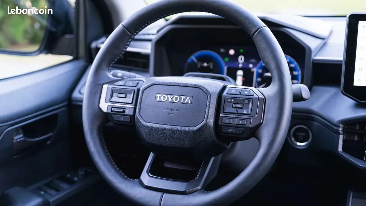Toyota Hilux 2026 photo 4