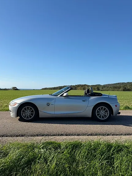 BMW Z4 2004 photo 2